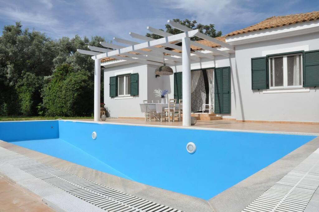 Villa Erietta Near Lefkas Center Apolpaina Esterno foto
