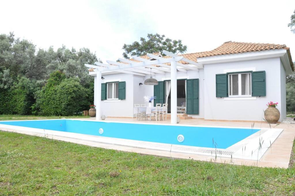 Villa Erietta Near Lefkas Center Apolpaina Esterno foto